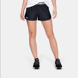 Under Armour Heat Gear Play Up Shorts Large NWT